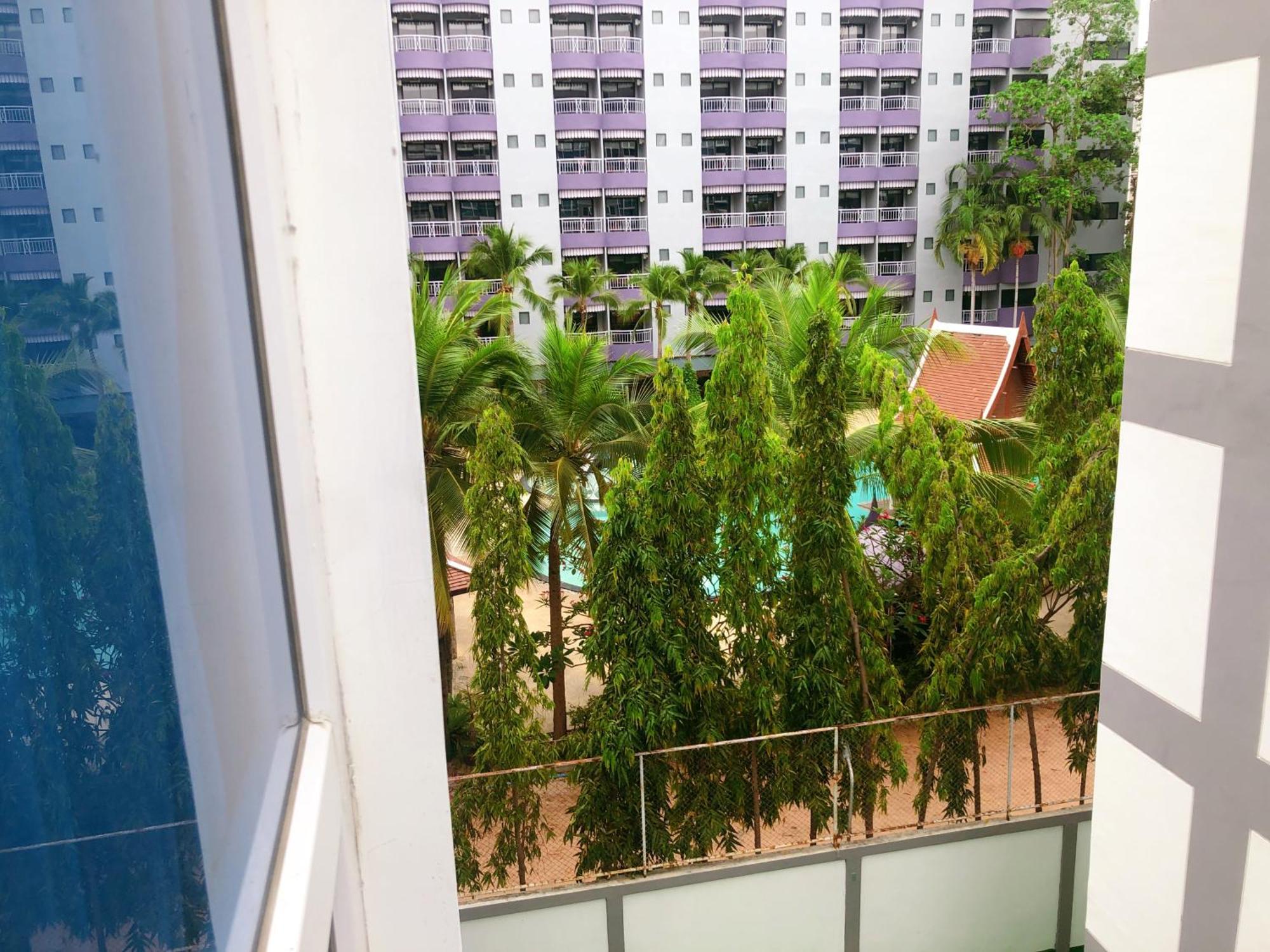 Centara Avenue Residence By Daisy Pattaya 1 Экстерьер фото
